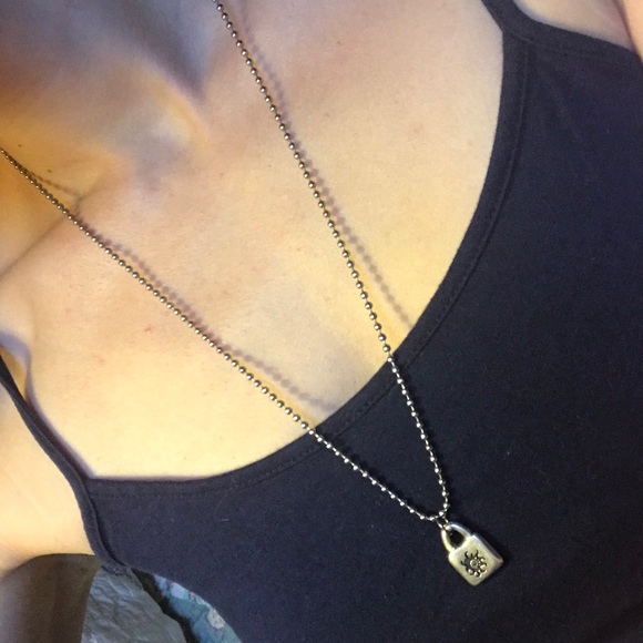 Vintage Jewelry - Uno De Fifty Silver Sun Lock Charm Necklace